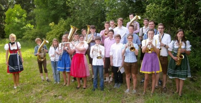 Musikzug gründet Bläserklasse Musikzug gründet Bläserklasse