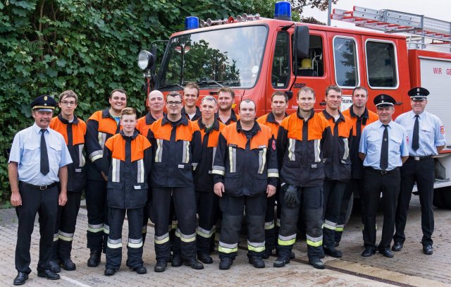 Zwei Löschgruppen erfolgreich bei Leistungsprüfung Zwei Löschgruppen erfolgreich bei Leistungsprüfung