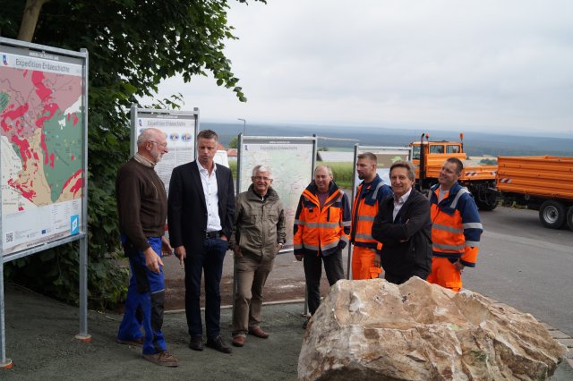 Abschluß des deutsch-tschechischen Projekts: Expedition Erdgeschichte Oberpfalz und Westböhmen Abschluß des deutsch-tschechischen Projekts: Expedition Erdgeschichte Oberpfalz und Westböhmen