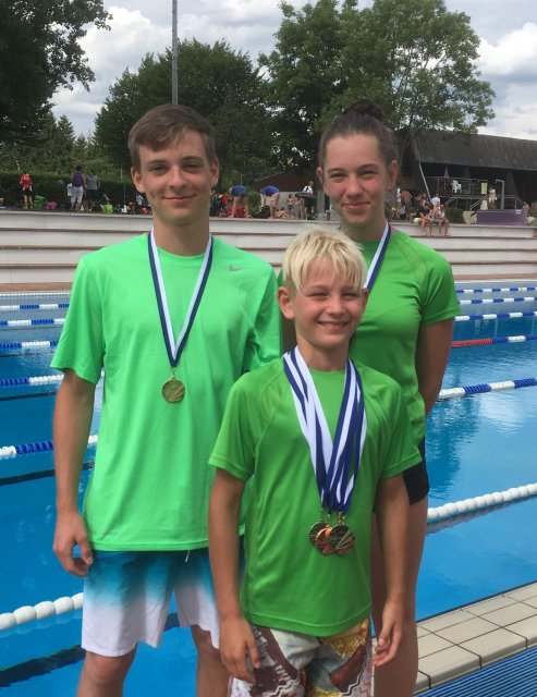 Hirschauer Schwimmernachwuchs weiter auf der Erfolgswelle Hirschauer Schwimmernachwuchs weiter auf der Erfolgswelle