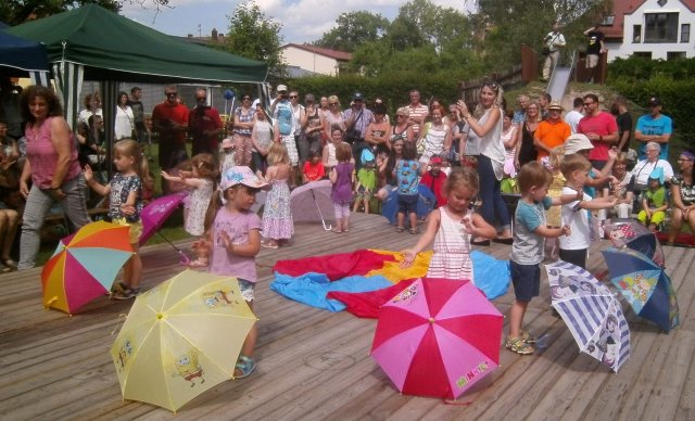 Antonius-Kinder lassen Sommer mit allen Sinnen erleben Antonius-Kinder lassen Sommer mit allen Sinnen erleben