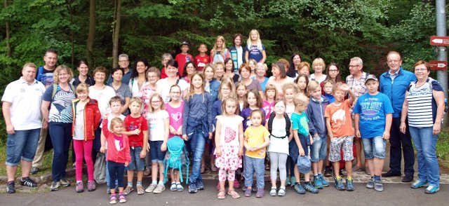 Jung und Alt von „das Heidi“ hellauf begeistert Jung und Alt von „das Heidi“ hellauf begeistert