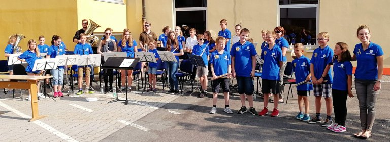 Mit Neugier Instrumente getestet Mit Neugier Instrumente getestet