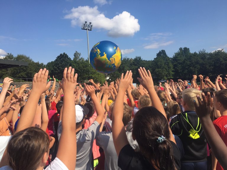Lauf dich Fit! Hirschauer und Ehenfelder Schulkinder Spitze! Lauf dich Fit! Hirschauer und Ehenfelder Schulkinder Spitze!