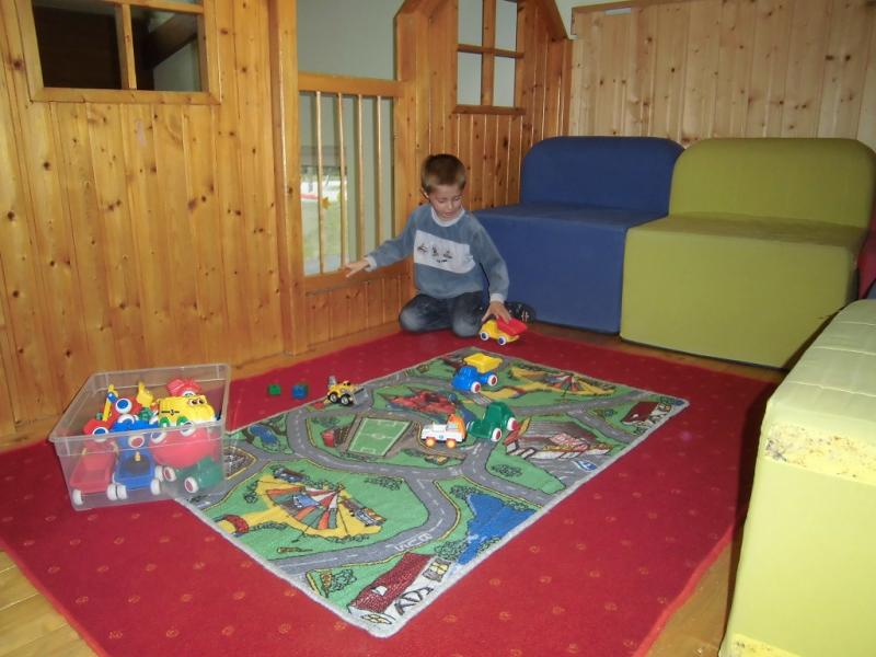 Bereich mit wechselnden Materialien