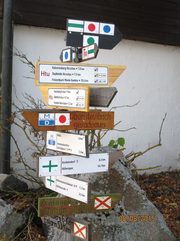 Knotenpunkt an der Rödlaser Berghütte